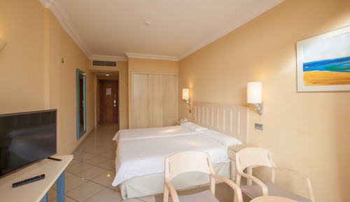Habitación estándar doble, balcón