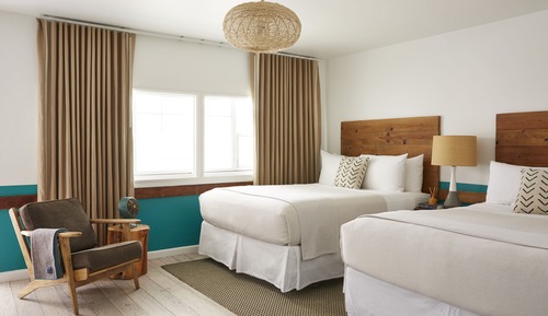 Habitación, 2 camas de matrimonio, chimenea