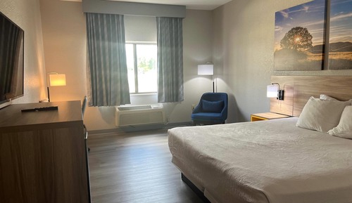 Habitación, 1 cama de matrimonio grande, accesible en silla de ruedas (Bathtub w/ Grab Bars)