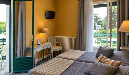 Habitación Confort con 2 camas individuales