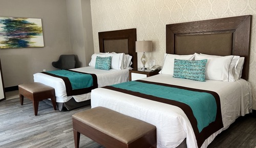 Suite, 2 camas dobles, cocina básica