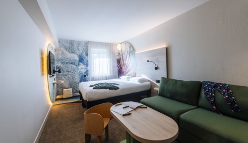 Habitación estándar con 2 camas individuales, varias camas