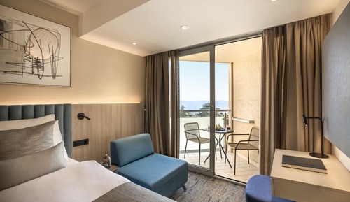Superior double room with sea view balcony