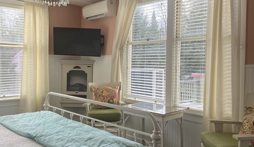 Habitación superior, 1 cama de matrimonio grande, chimenea