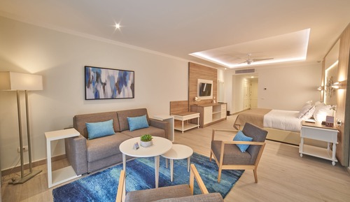 Suite junior (Deluxe Swim Up Corner)