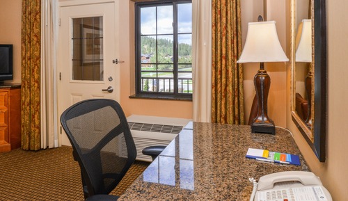 Habitación, 2 camas de matrimonio, accesible para personas con discapacidad (Mobility & Hearing)