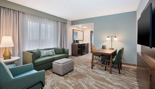 Suite, 1 cama de matrimonio grande, en esquina