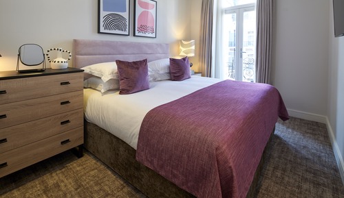 Superior One Bedroom Apartment with Sofa Bed