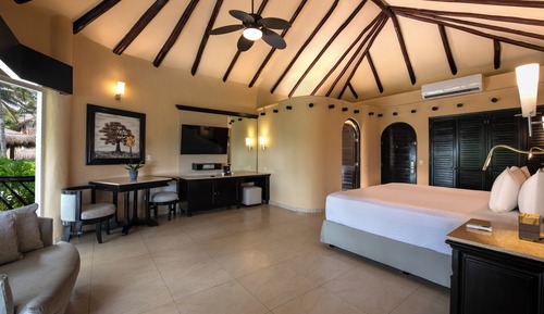 BEACHFRONT CASITA SUITE