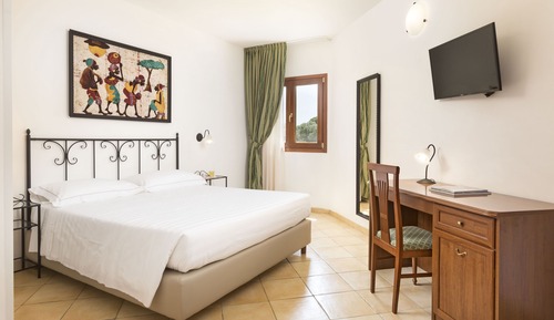 Habitación estándar con 1 cama doble o 2 individuales, vistas al mar