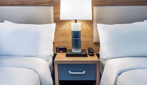 Suite estudio, 2 camas dobles, bañera accesible (Communications)