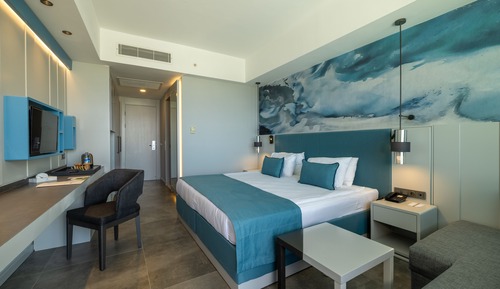 Habitación estándar, vistas parciales al mar