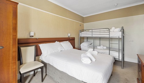 Habitación familiar (2nd floor)