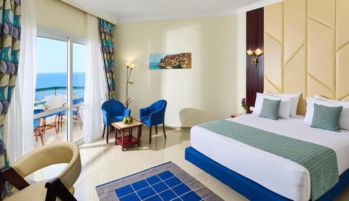 Elegant Sea View Room