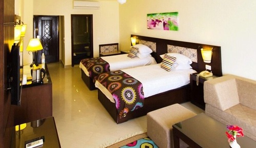 Habitación con 1 cama doble o 2 individuales, vistas al mar