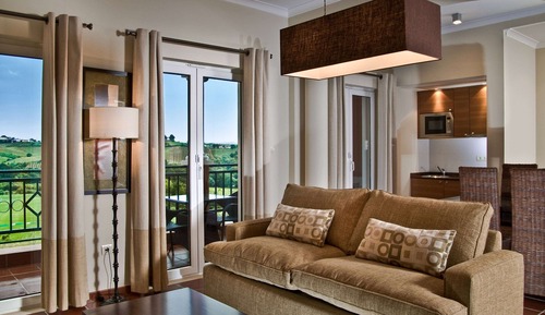 Casa adosada, 3 habitaciones, piscina privada