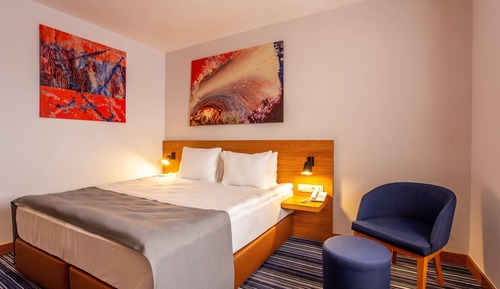 Habitación superior, 1 cama de matrimonio grande, no fumadores