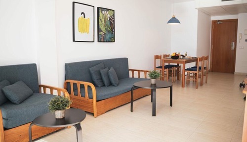 Apartamento familiar, en edificio anexo