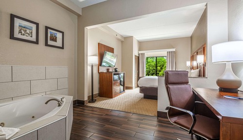 Suite, 1 cama de matrimonio grande, no fumadores, bañera de hidromasaje