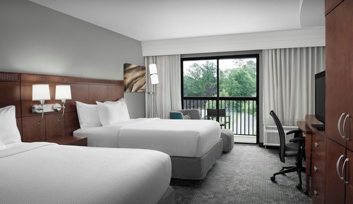 Habitación, 2 camas de matrimonio (Hearing Accessible)