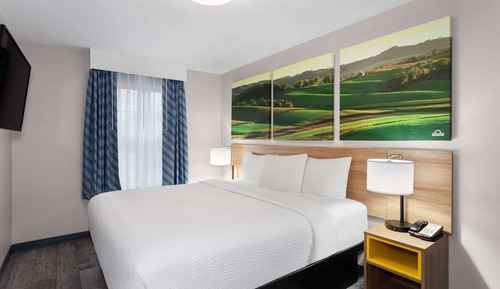 Efficiency, Habitación, 1 cama de matrimonio grande, no fumadores