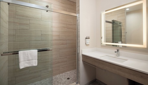 Suite, 1 cama de matrimonio con sofá cama