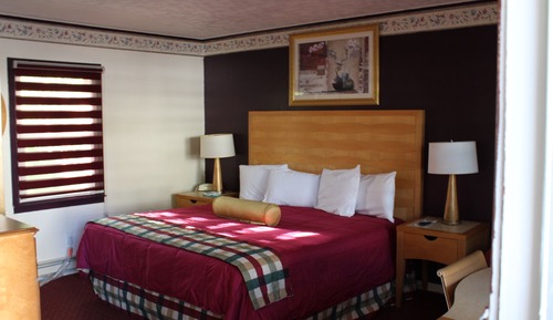 Standard Room, 1 King Bed