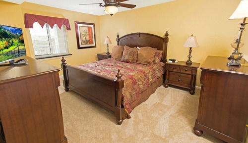 Yacht Club 2 Bedroom King