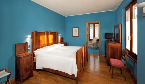 Habitación Confort, 1 cama de matrimonio, en edificio anexo