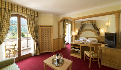 Suite junior, sauna, vistas al lago