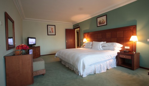 Habitación superior, vistas a la piscina