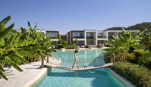 Villa, 1 cama de matrimonio grande, acceso a la piscina