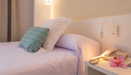 Habitación familiar, terraza (2 Adults + 2 children)