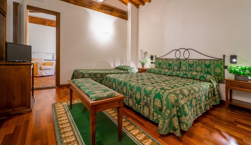 Estudio tradicional, varias camas