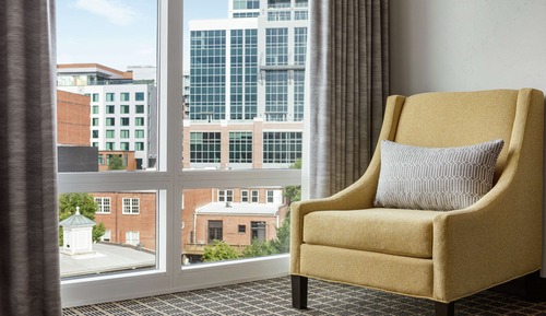 Estudio, 1 cama de matrimonio grande, no fumadores, balcón