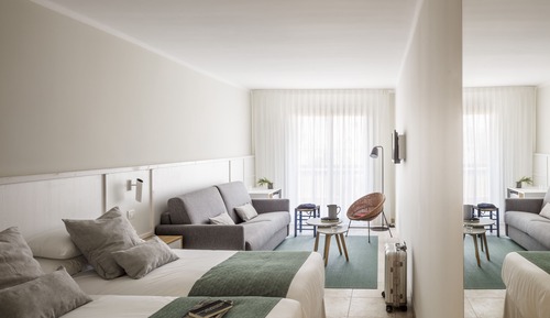 Habitación cuádruple de diseño ( 4 adults)