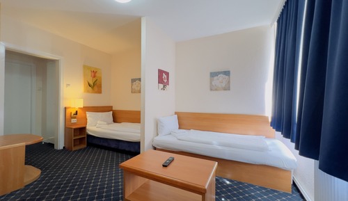 Habitación cuádruple estándar