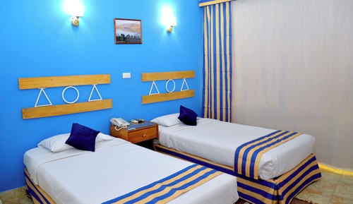 Twin Room No View (Back)