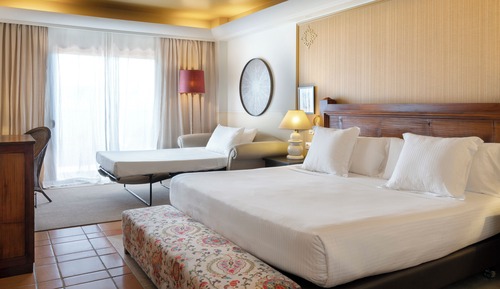 Habitación triple superior, balcón, vistas al mar