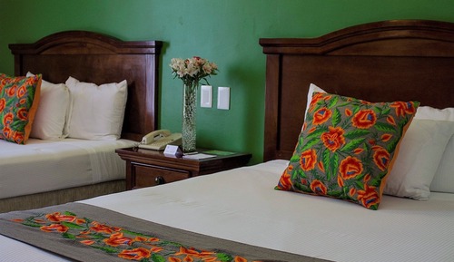 Habitación estándar doble, 2 camas dobles