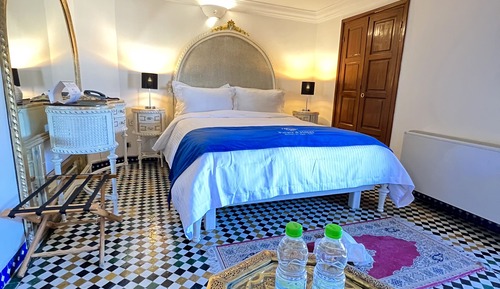 Habitación estándar doble, baño privado, vistas a la ciudad (Orientale 2)