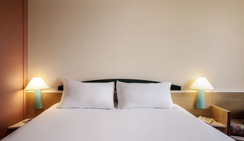 Habitación, varias camas