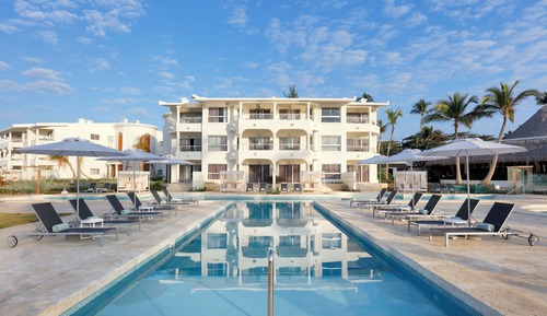 Junior Suite Swim-Up