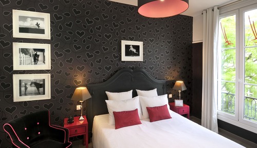 Habitación superior con 1 cama doble o 2 individuales