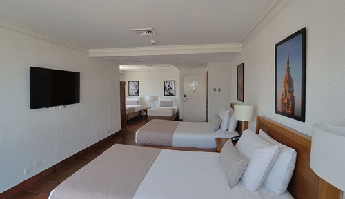 Habitación familiar, varias camas