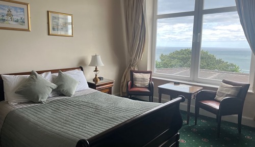 Habitación doble superior, 1 cama de matrimonio grande, vistas al mar