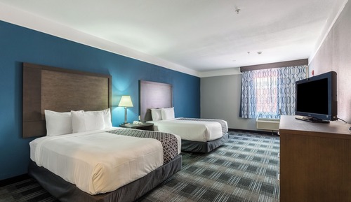 Suite familiar, varias camas, bañera accesible, no fumadores