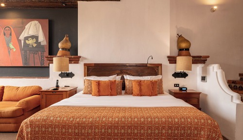 Suite exclusiva, 1 cama de matrimonio grande (All rooms are different)