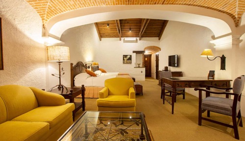 Habitación Deluxe (All rooms are different)