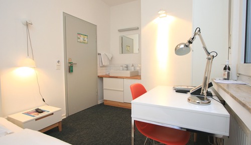 Habitación individual económica, baño compartido